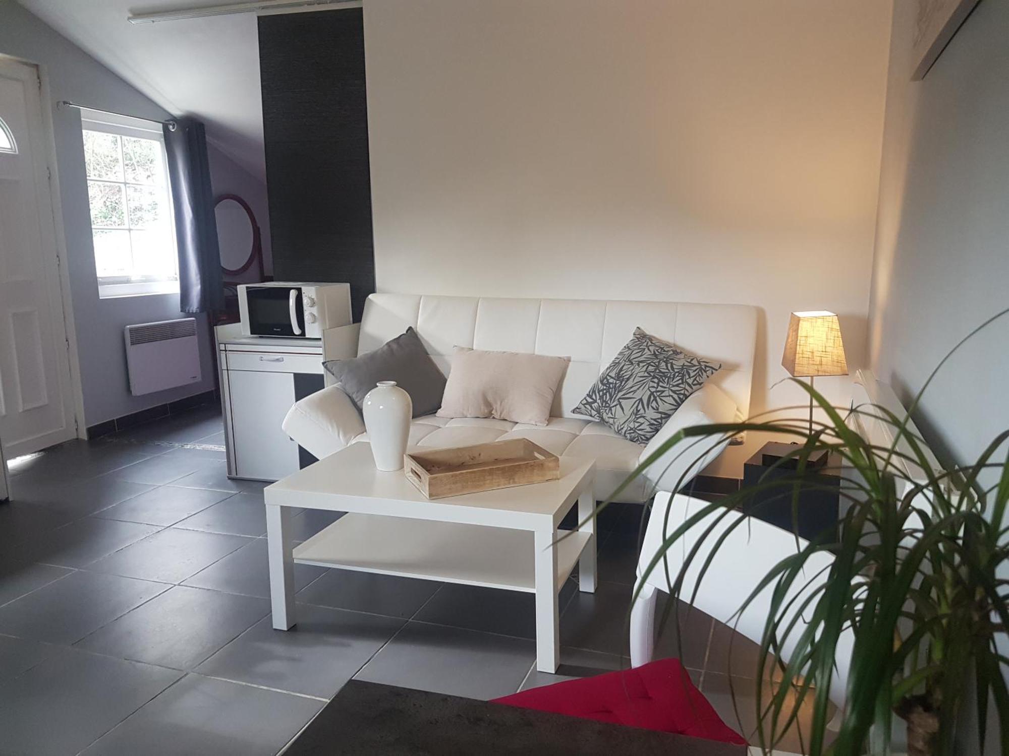 Hotel Ambition Zen Presles Presles  Esterno foto